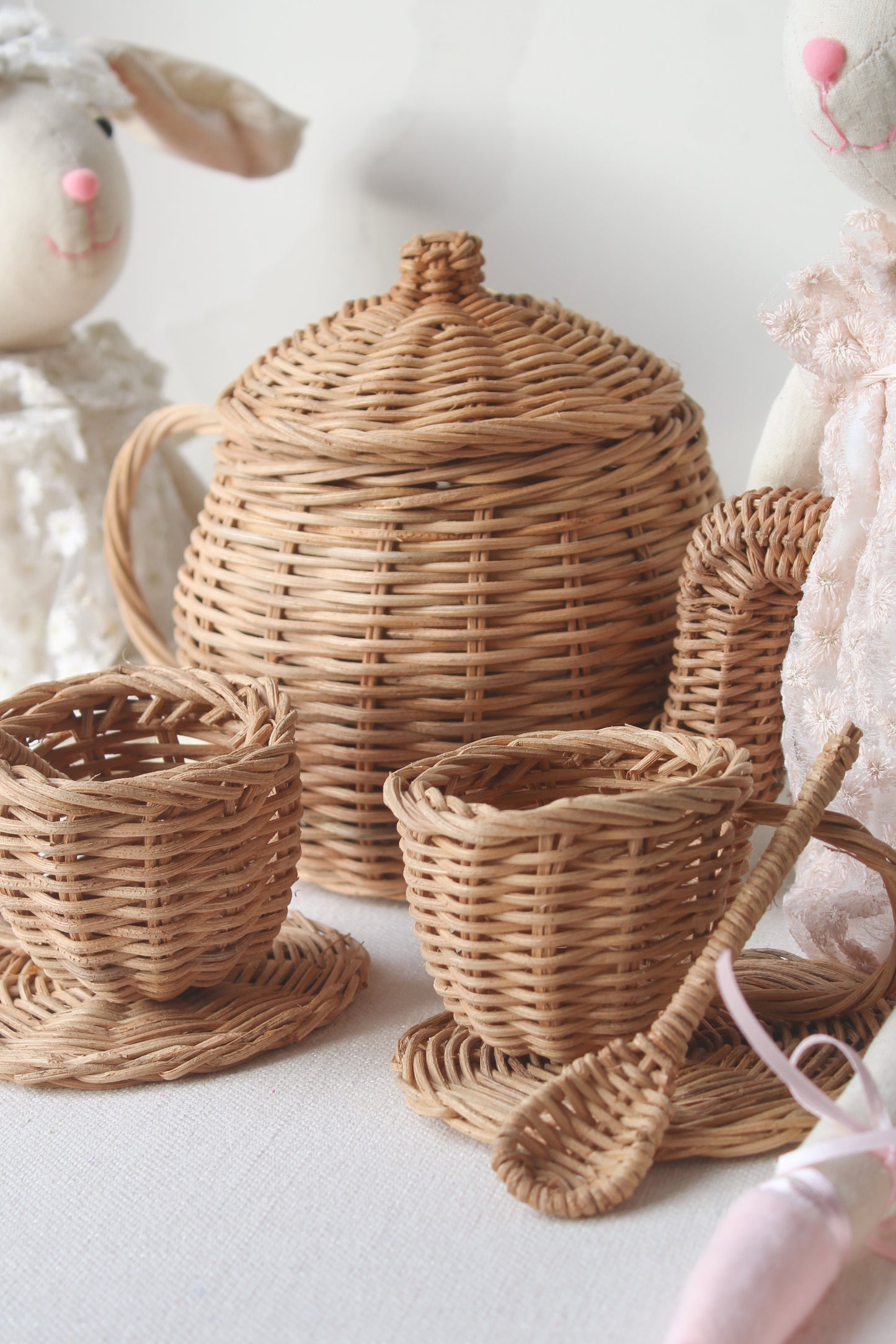 Tea for Two – Heirloom Rattan Set
